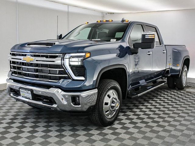 2025 Chevrolet Silverado 3500HD LTZ