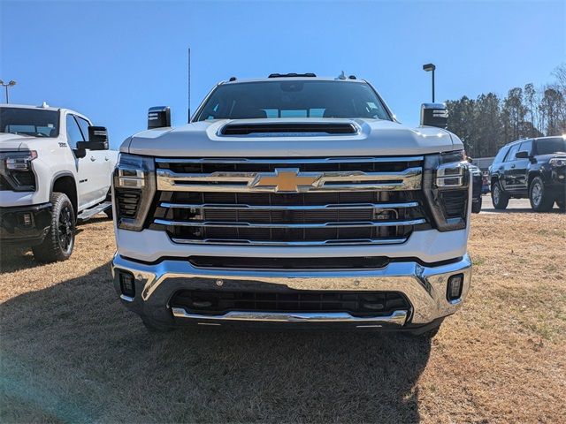 2025 Chevrolet Silverado 3500HD LTZ