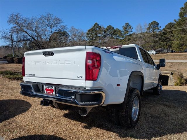 2025 Chevrolet Silverado 3500HD LTZ