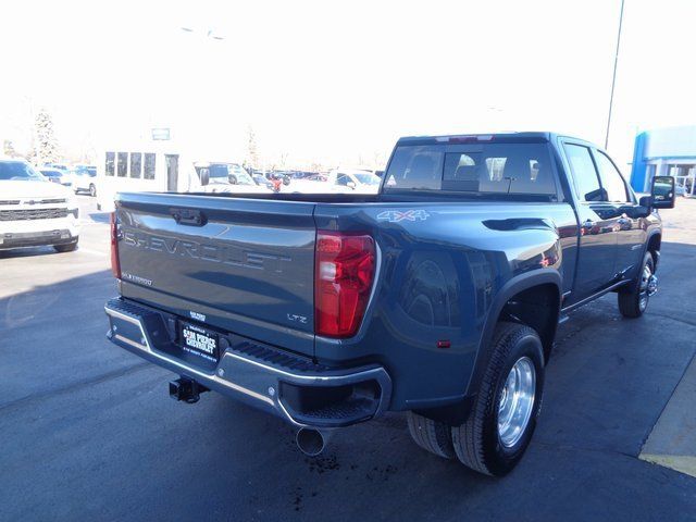 2025 Chevrolet Silverado 3500HD LTZ