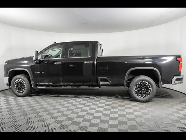 2025 Chevrolet Silverado 3500HD LTZ