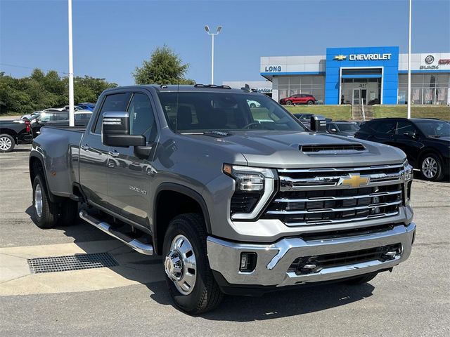 2025 Chevrolet Silverado 3500HD LTZ