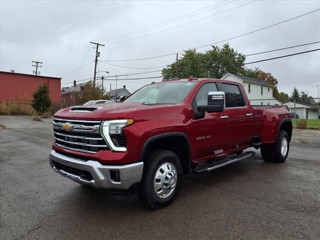 2025 Chevrolet Silverado 3500HD LTZ