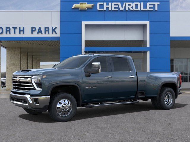 2025 Chevrolet Silverado 3500HD LTZ