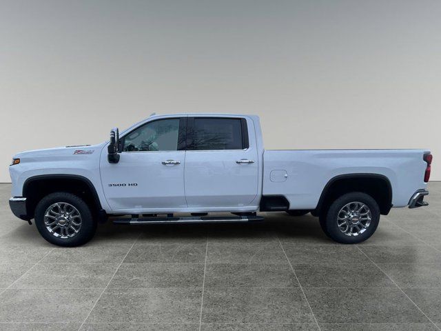 2025 Chevrolet Silverado 3500HD LTZ