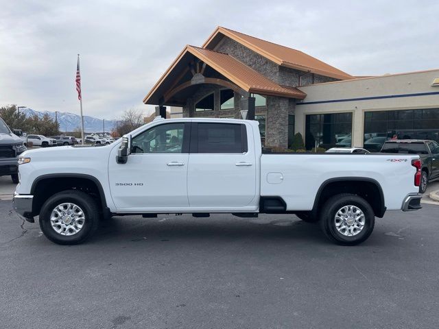 2025 Chevrolet Silverado 3500HD LTZ