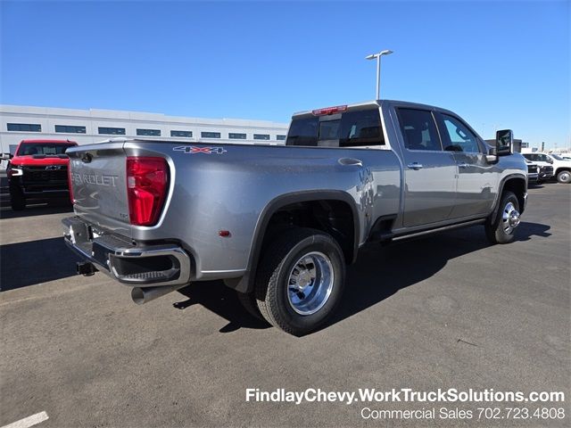 2025 Chevrolet Silverado 3500HD LTZ