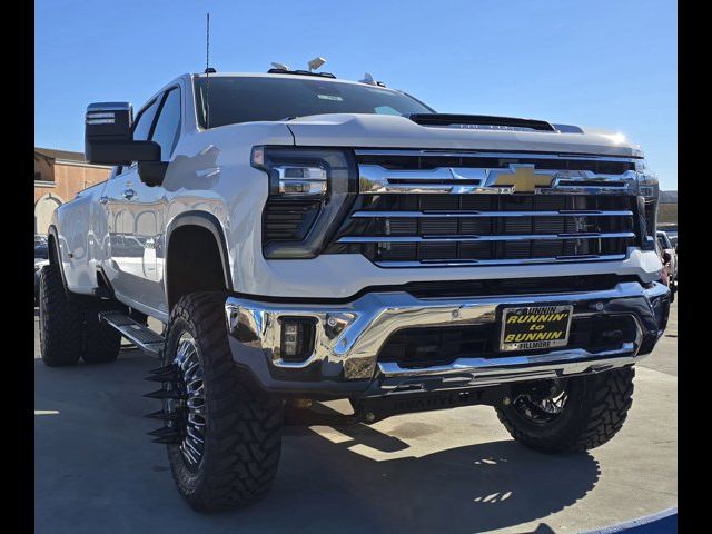 2025 Chevrolet Silverado 3500HD LTZ