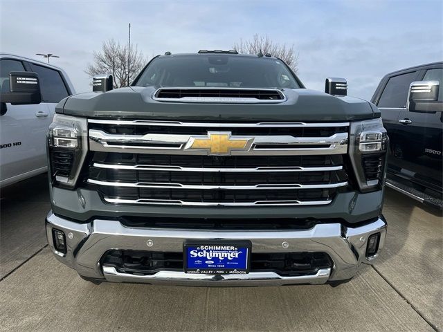 2025 Chevrolet Silverado 3500HD LTZ