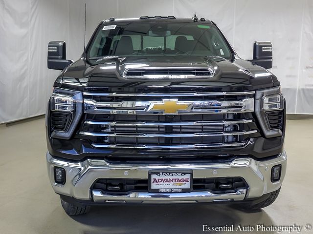 2025 Chevrolet Silverado 3500HD LTZ