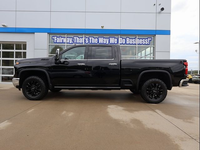 2025 Chevrolet Silverado 3500HD LTZ