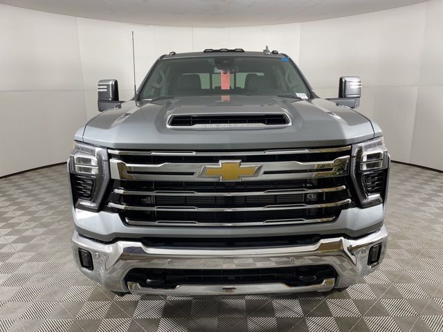 2025 Chevrolet Silverado 3500HD LTZ