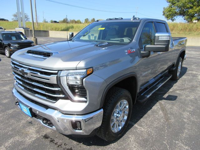 2025 Chevrolet Silverado 3500HD LTZ