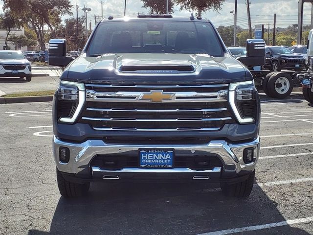 2025 Chevrolet Silverado 3500HD LTZ