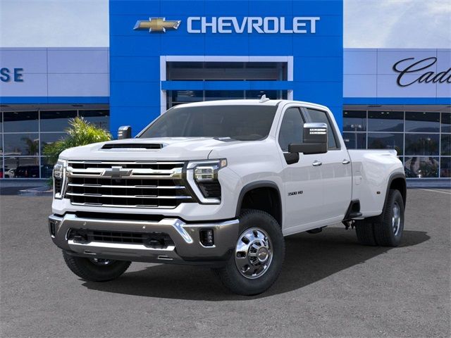 2025 Chevrolet Silverado 3500HD LTZ