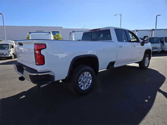 2025 Chevrolet Silverado 3500HD LTZ