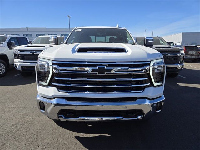 2025 Chevrolet Silverado 3500HD LTZ