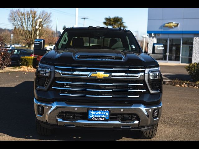 2025 Chevrolet Silverado 3500HD LTZ