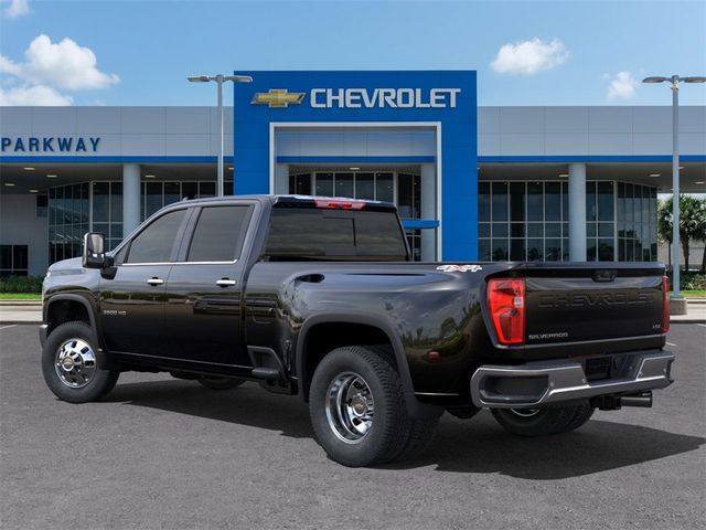 2025 Chevrolet Silverado 3500HD LTZ