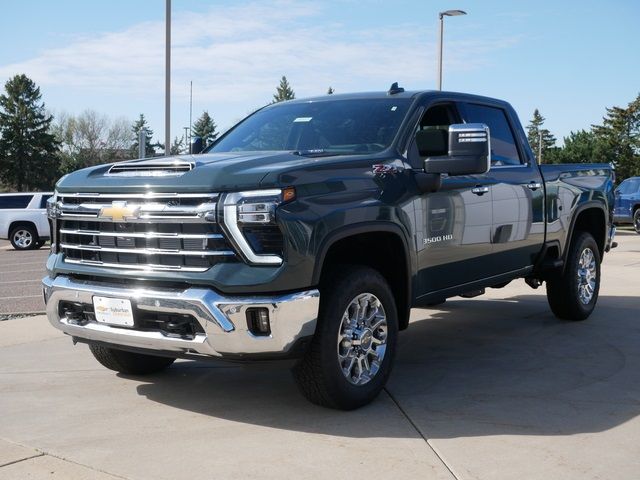 2025 Chevrolet Silverado 3500HD LTZ