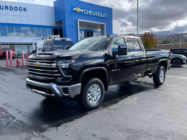 2025 Chevrolet Silverado 3500HD LTZ