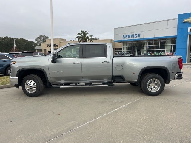 2025 Chevrolet Silverado 3500HD LTZ