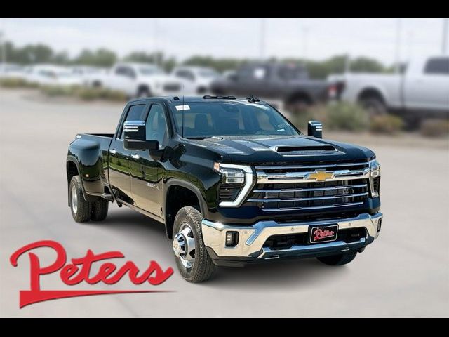 2025 Chevrolet Silverado 3500HD LTZ