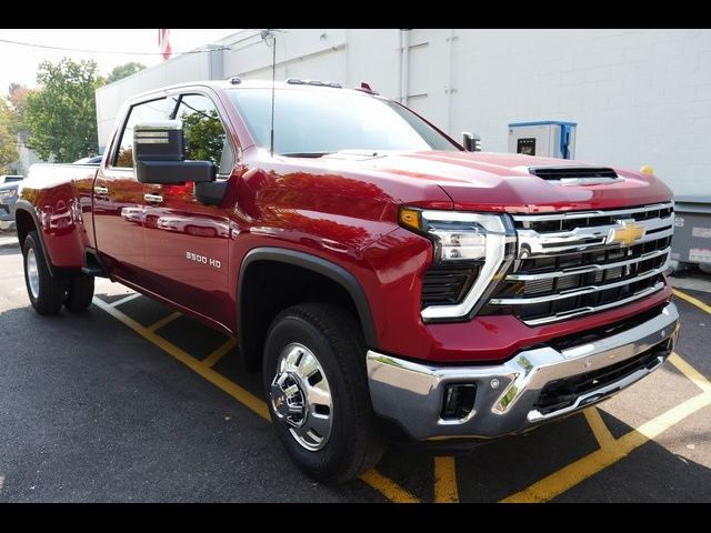 2025 Chevrolet Silverado 3500HD LTZ