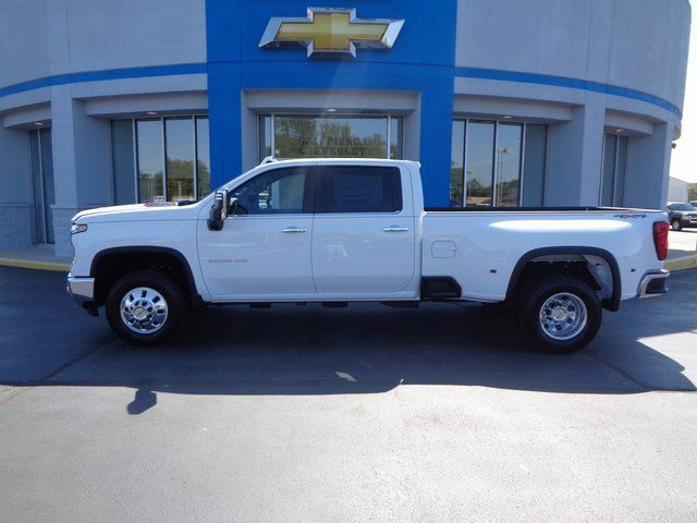 2025 Chevrolet Silverado 3500HD LTZ