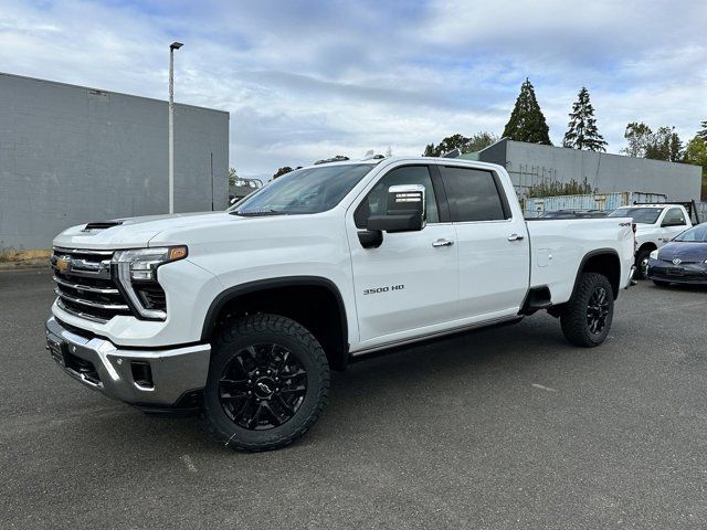 2025 Chevrolet Silverado 3500HD LTZ