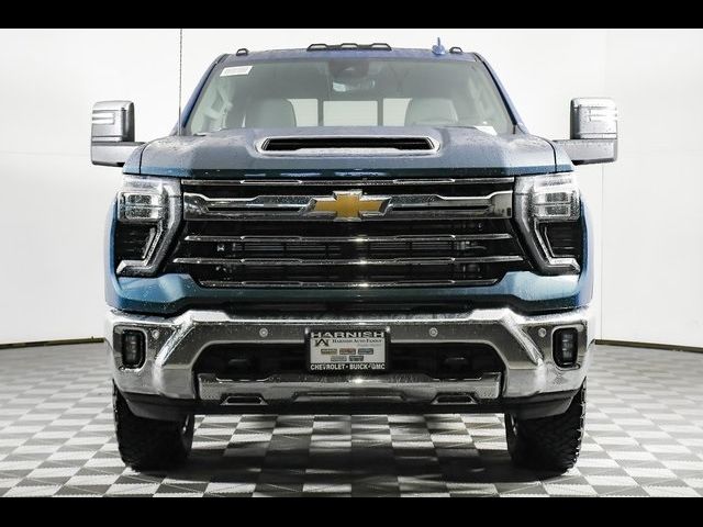 2025 Chevrolet Silverado 3500HD LTZ