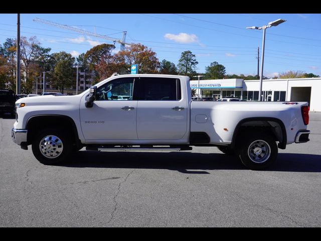 2025 Chevrolet Silverado 3500HD LTZ