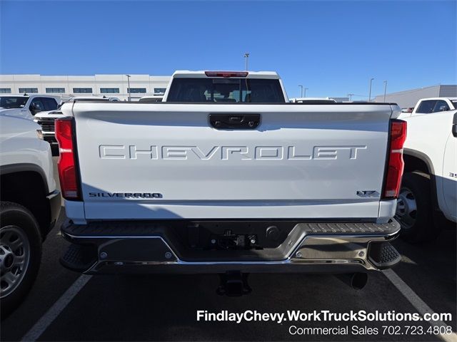 2025 Chevrolet Silverado 3500HD LTZ