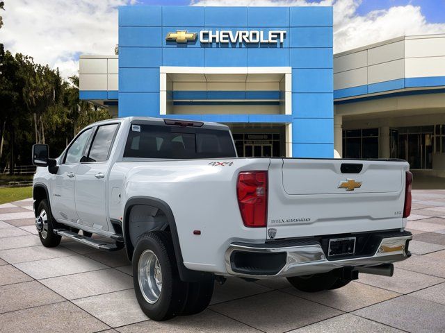 2025 Chevrolet Silverado 3500HD LTZ