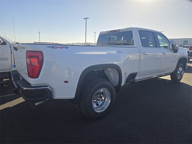 2025 Chevrolet Silverado 3500HD LTZ