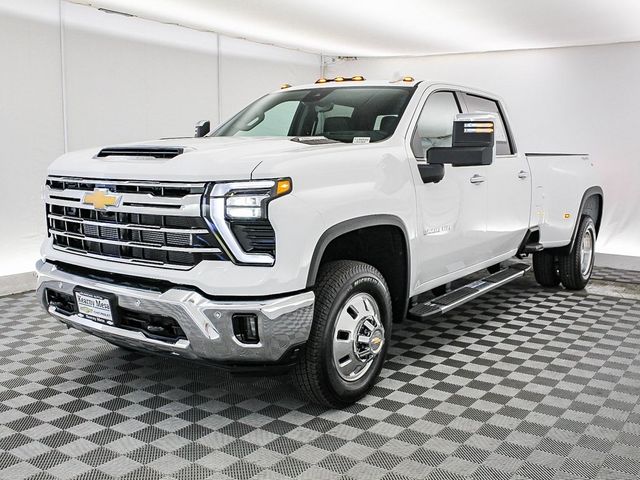 2025 Chevrolet Silverado 3500HD LTZ