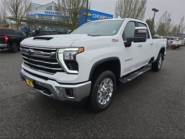 2025 Chevrolet Silverado 3500HD LTZ