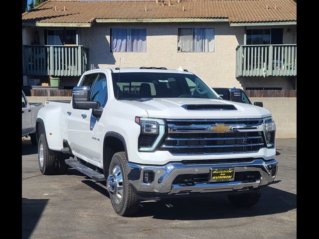 2025 Chevrolet Silverado 3500HD LTZ