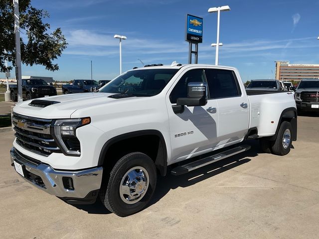 2025 Chevrolet Silverado 3500HD LTZ