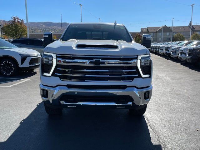 2025 Chevrolet Silverado 3500HD LTZ