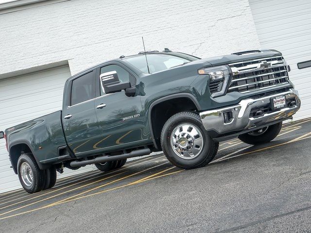 2025 Chevrolet Silverado 3500HD LTZ