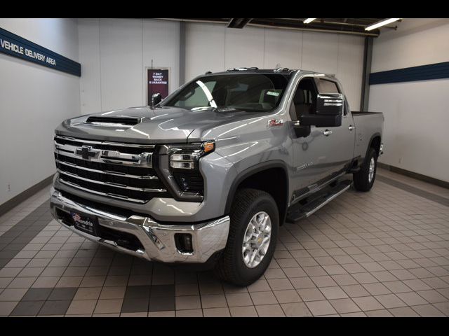 2025 Chevrolet Silverado 3500HD LTZ