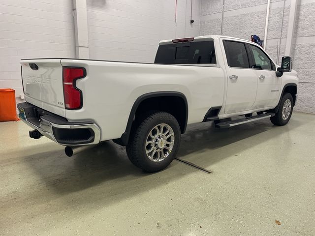 2025 Chevrolet Silverado 3500HD LTZ