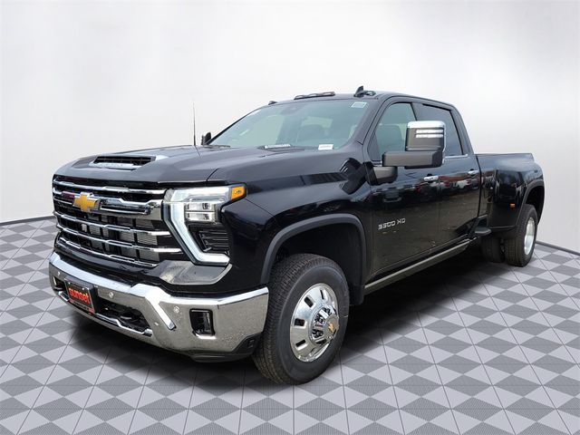 2025 Chevrolet Silverado 3500HD LTZ