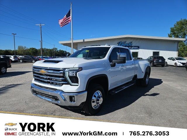 2025 Chevrolet Silverado 3500HD LTZ