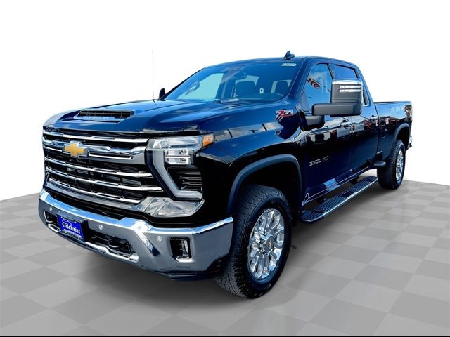 2025 Chevrolet Silverado 3500HD LTZ