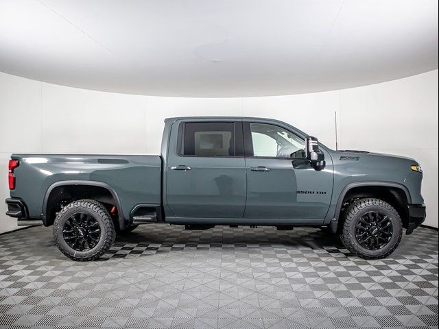 2025 Chevrolet Silverado 3500HD LTZ