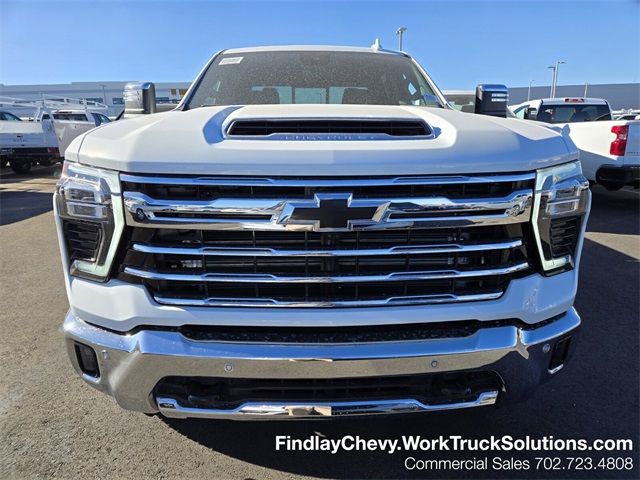 2025 Chevrolet Silverado 3500HD LTZ