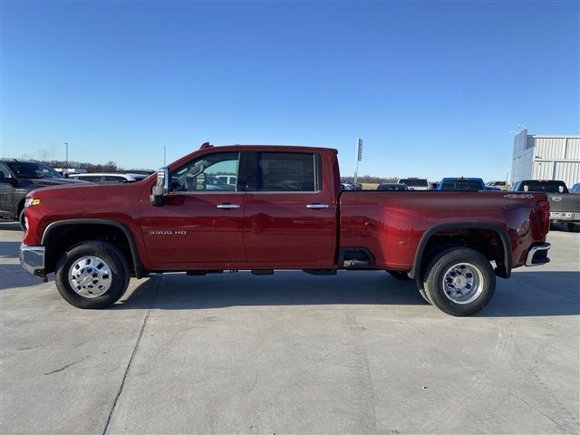 2025 Chevrolet Silverado 3500HD LTZ