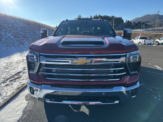 2025 Chevrolet Silverado 3500HD LTZ